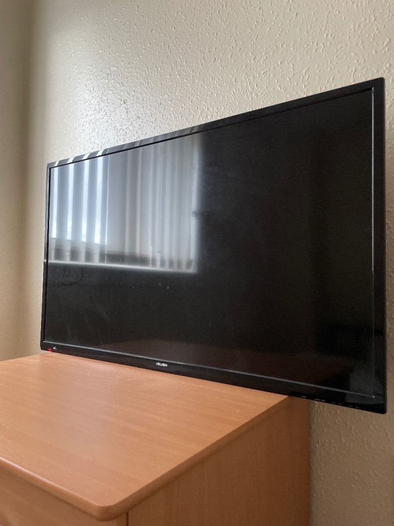 40” bush tv
