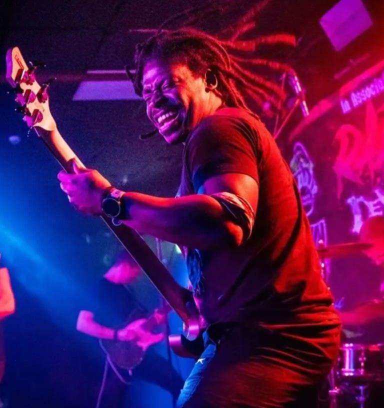  Alternative metal-funk band looking for new drummer