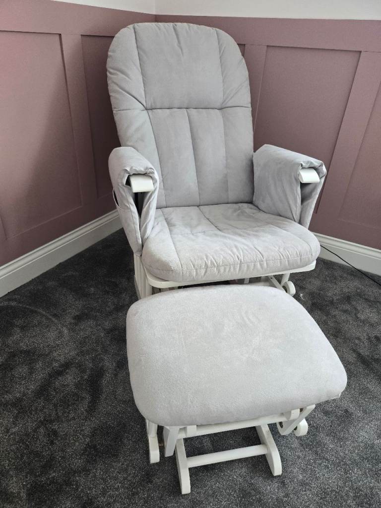 Nursery feeding rocking chair with stool