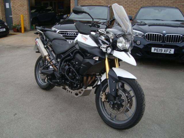 2014 Triumph TIGER 800 ABS Adventure [95PS] Tourer Petrol Manual