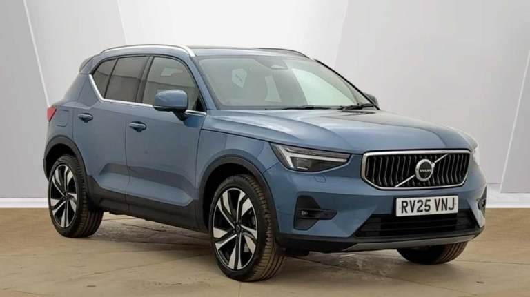 2025 Volvo XC40 Ultra Bright B3 (163 hp) ESTATE Petrol/Electric Hybrid Automatic