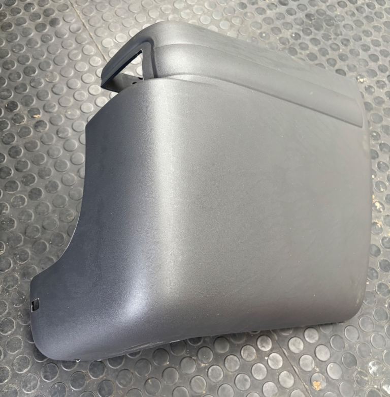 Ford Transit Mk6/7 d/s bumper end cap, rear left & right upper top end caps NEW
