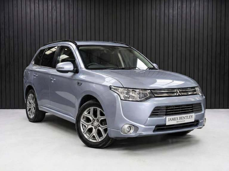 2015 Mitsubishi Outlander 2.0h 12kWh GX3h CVT 4WD Euro 5 (s/s) 5dr SUV Petrol/Electric Hybrid Aut...