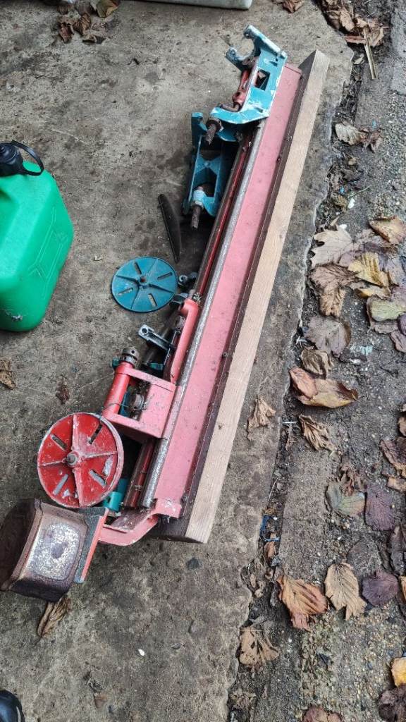 Vintage Black and Decker wood turning lathe