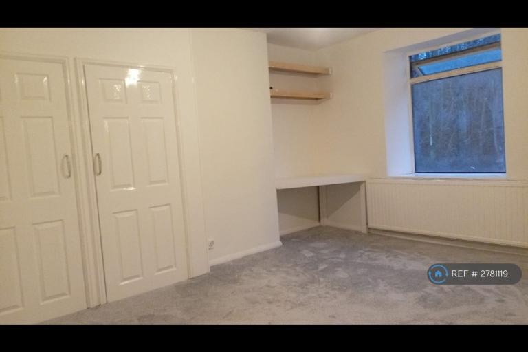 2 bedroom house in High Street, Brotton, Saltburn-By-The-Sea, TS12 (2 bed) (#2781119)