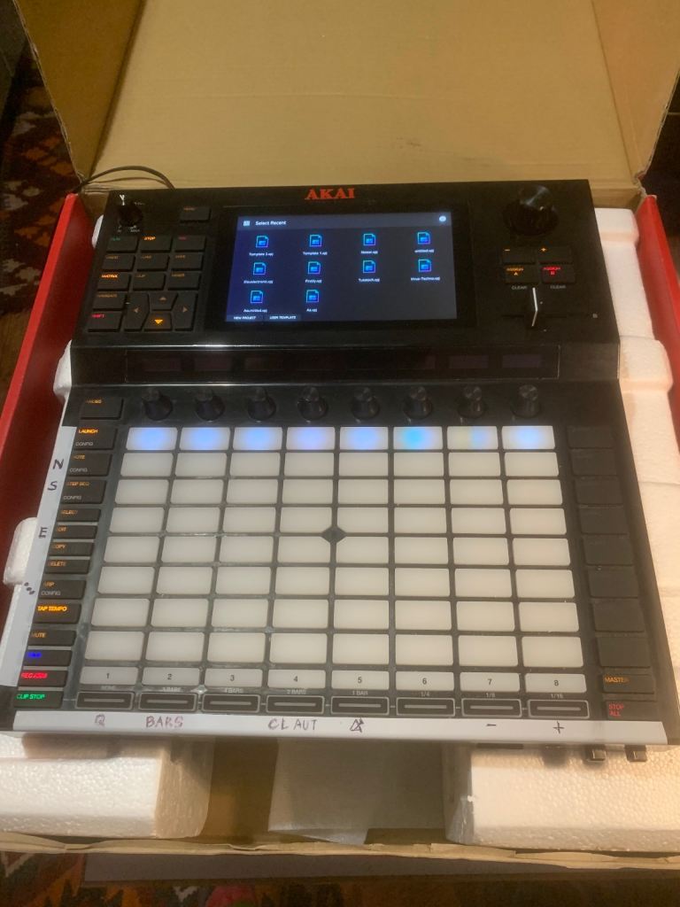 Akai Force Groovebox Workstation 