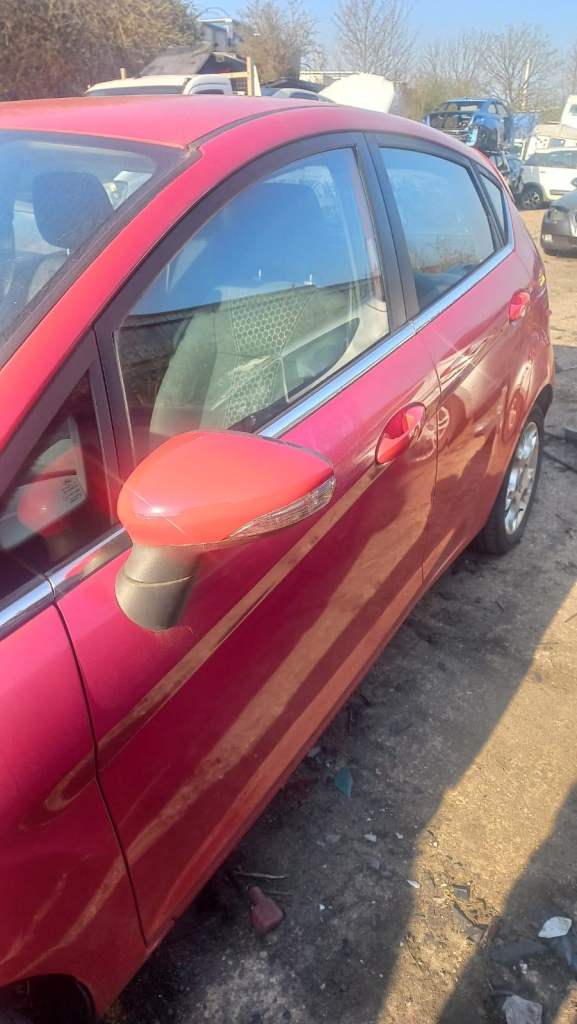image for Ford fiesta mk7 doors 5 door car red
