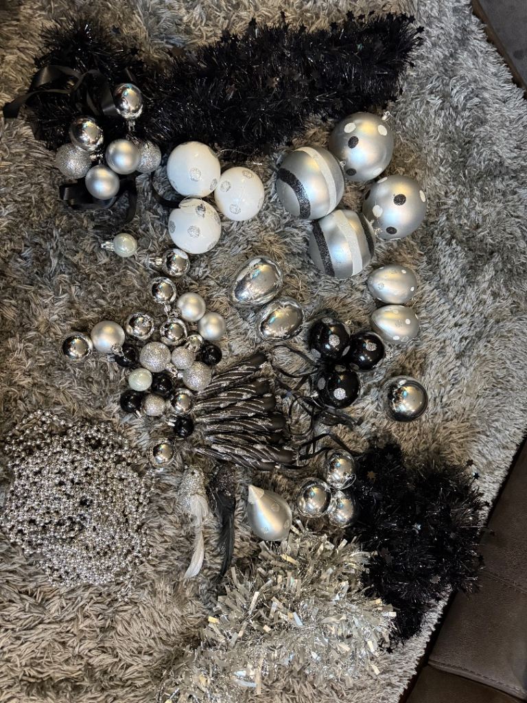 image for Black,silver and white bauble bundle