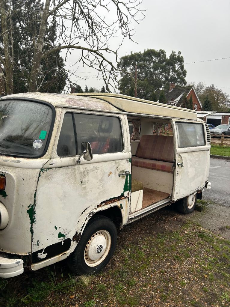 🚐 VW Bay Window Campervan – Classic 1973 Project with New Parts Included! 