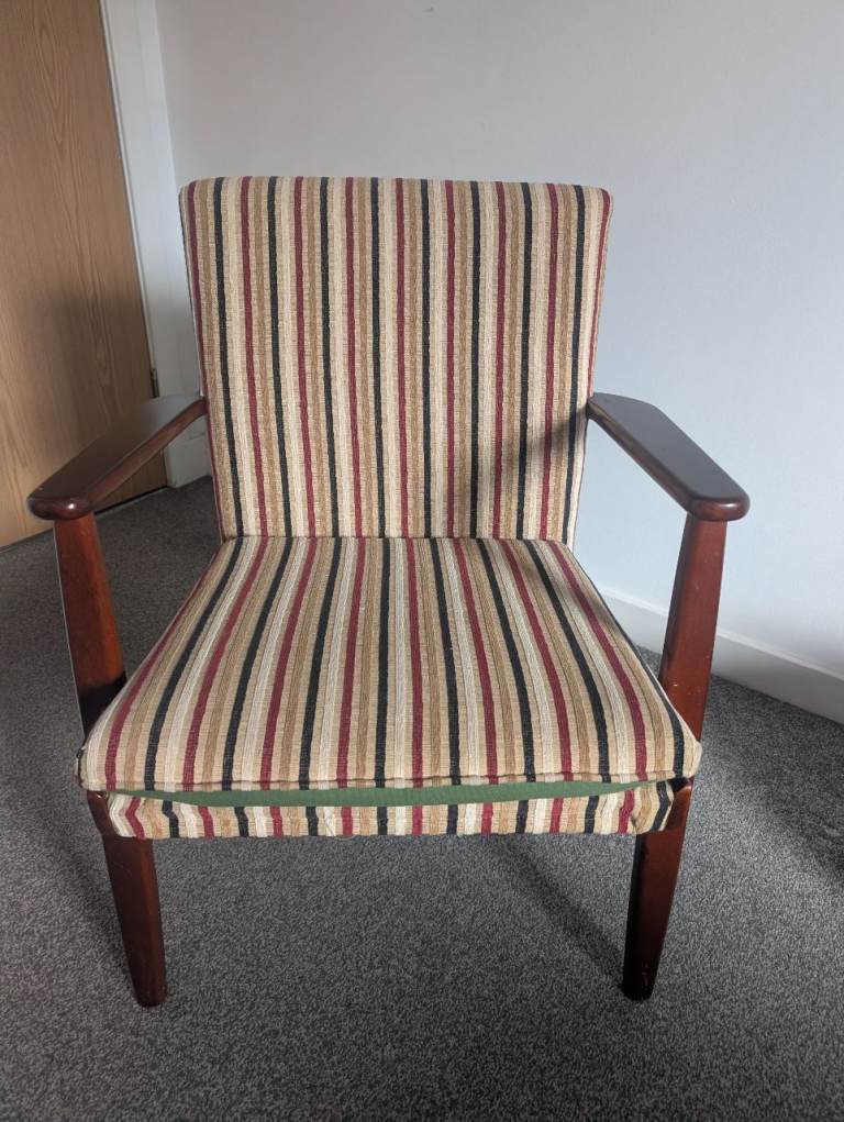 Parker Knoll Armchair – Model PK733 – Mid Century Vintage Chair