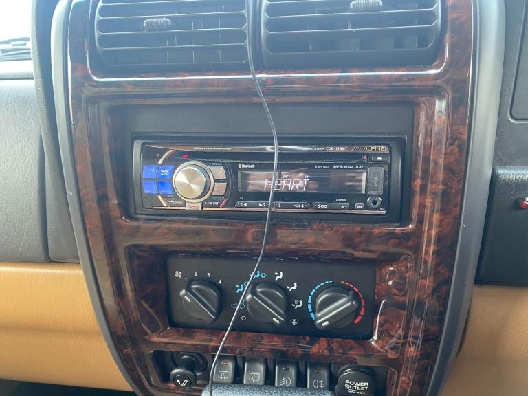 1997 Jeep Cherokee 4.0 Limited 4x4 5dr ESTATE Petrol Automatic