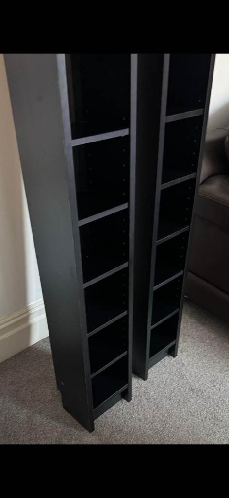 Shelving storage towers