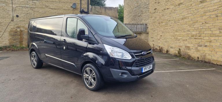 2017 Ford Transit Custom 2.0 TDCi 130ps Low Roof Limited Van PANEL VAN Diesel Manual