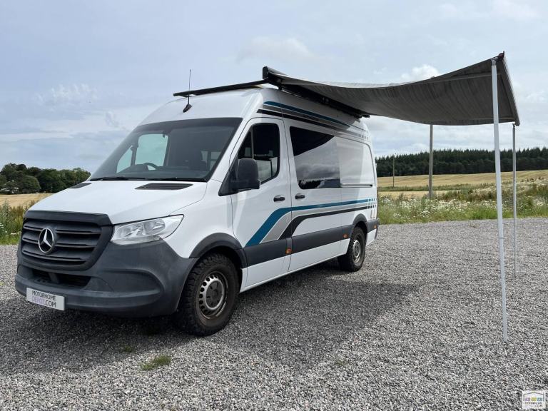 2019 Mercedes Sprinter,  2 berth / 6 belts