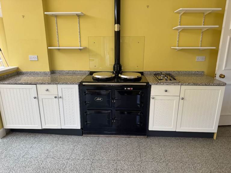 Full Kitchen for Sale: Granite worktops, AGA GC3, Bosch dishwasher, AEG fridge