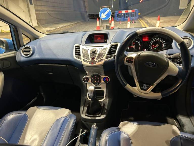 FORD FIESTA INDIVIDUAL 