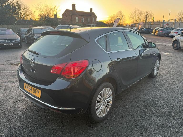 2014 Vauxhall Astra 1.4 16v Excite Euro 5 5dr HATCHBACK Petrol Manual
