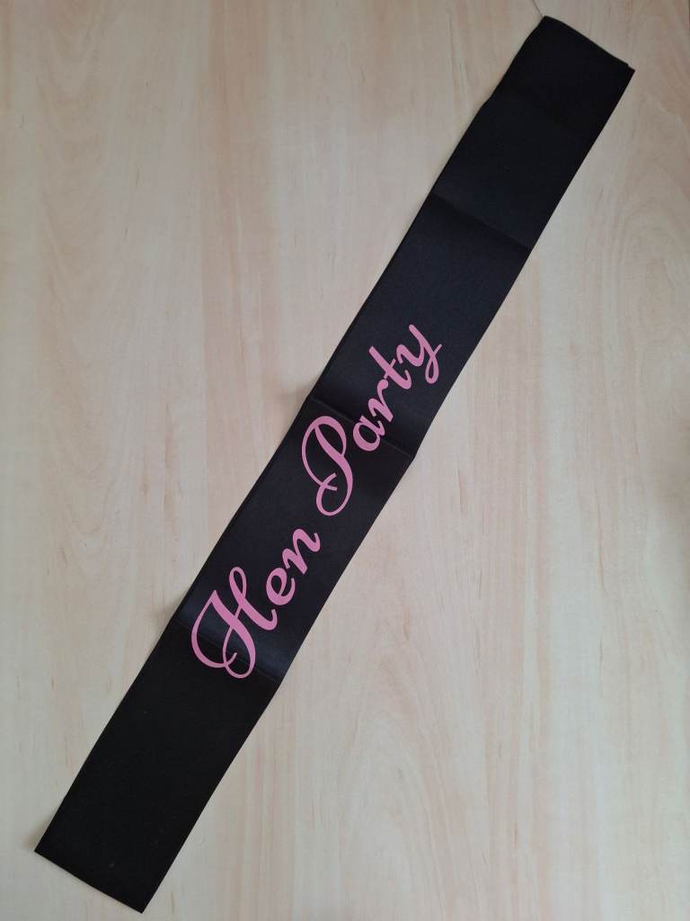 Black & Pink 'Hen Party' Sash.