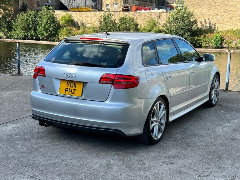 Audi, 2011, 2000 (cc)