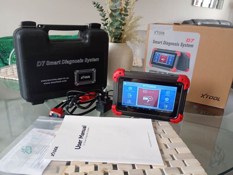 XTOOL D7 SMART DIAGNOSTIC TOOL