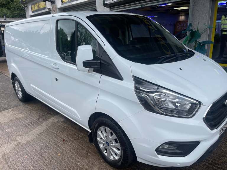 2023 Ford Transit Custom 2.0 EcoBlue 130ps LWB 300 LIMITED  PANEL VAN Diesel Manual
