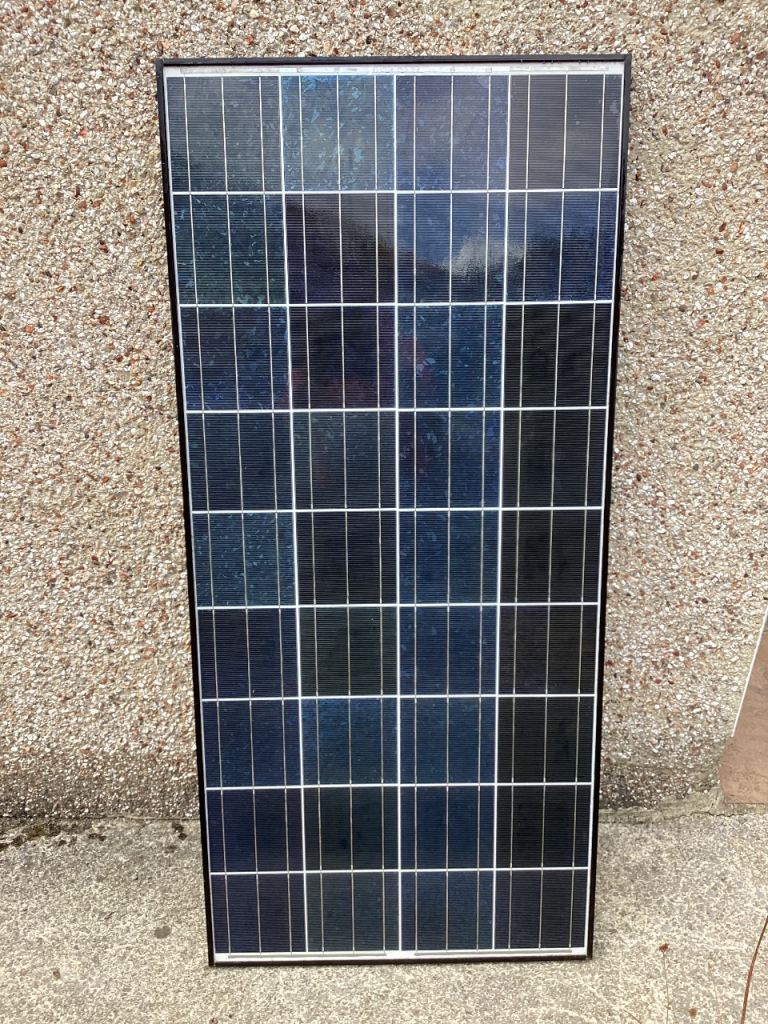 USED X16 Kyocera solar panels and Frontius inverter - job lot. Detailed specifications in photos.