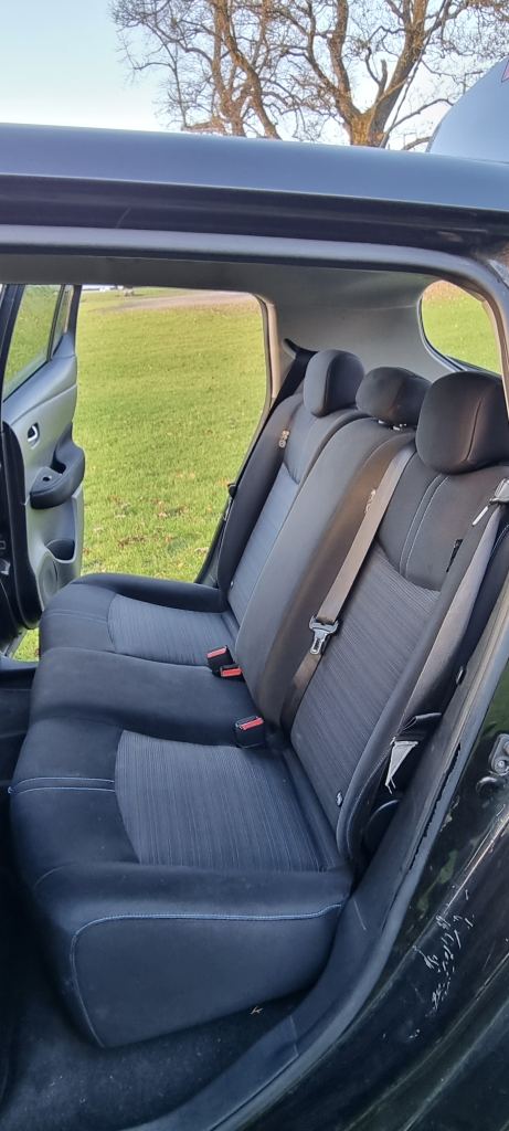 Automatic Luxury Nissan Leaf fully Electric car Cruise Navigation Reverse Camera Auto pilot LEZ