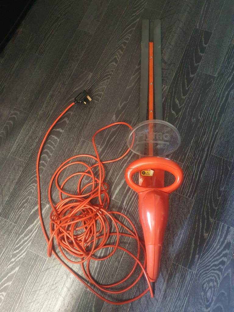 FLYMO HEDGE TRIMMER ( spares or repair )