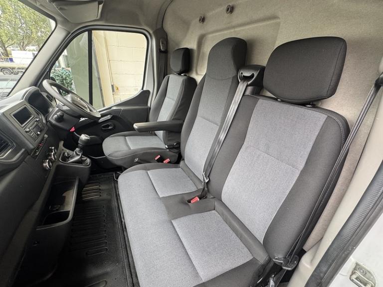 2021 Nissan NV400 dCi 35 Tekna Panel Van Diesel Manual