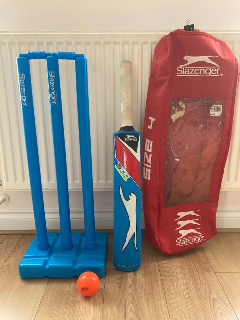 Slazenger V100 Plastic Cricket Starter Set Complete for Kids 