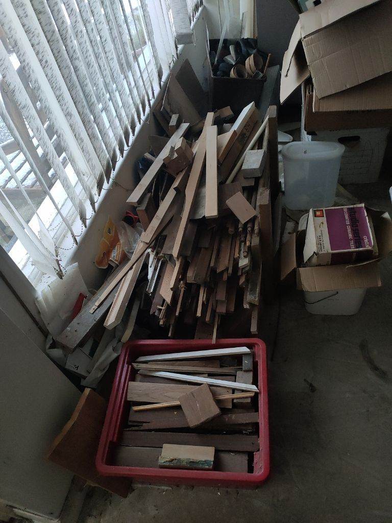 FREE wood batons, planks and pieces, Leatherhead 
