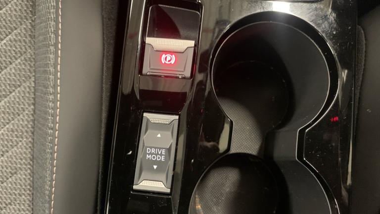 2025 Peugeot 2008 50kWh Allure SUV 5dr Electric Auto (7kW Charger) (136 ps) SUV Electric Automatic