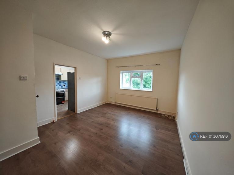 2 bedroom flat in Addiscombe Road, Croydon, CR0 (2 bed) (#3076918)