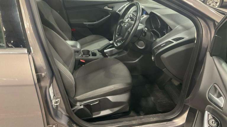 2013 Ford Focus 1.6 Titanium Powershift Euro 5 5dr ESTATE Petrol Automatic