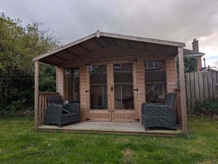 Summer House for Sale 