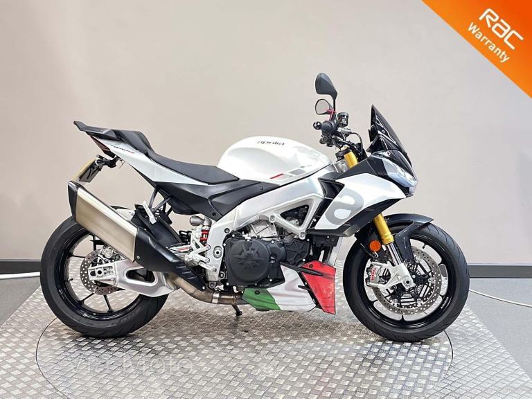 APRILIA TUONO V4 1100 - 2022 - 13341 miles