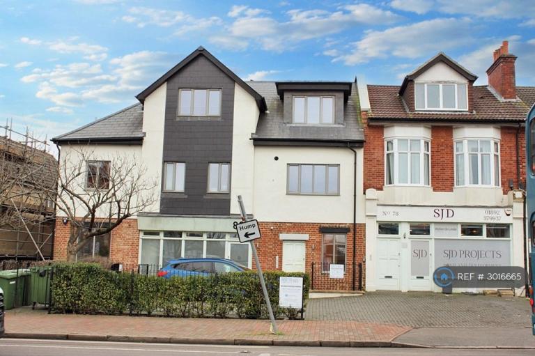 2 bedroom flat in St Johns Road, Tunbridge Wells, TN4 (2 bed) (#3016665)