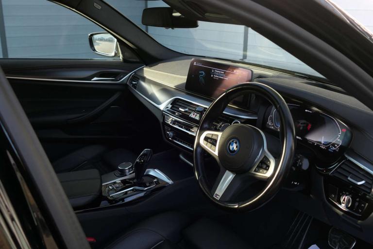 2023 BMW 5 Series 530e M Sport 5dr Auto ESTATE PETROL/ELECTRIC Automatic