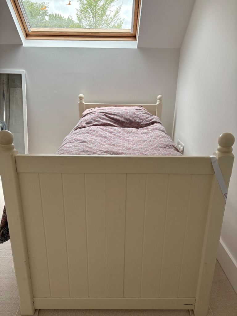 Single bed plus trundle plus Emma mattress