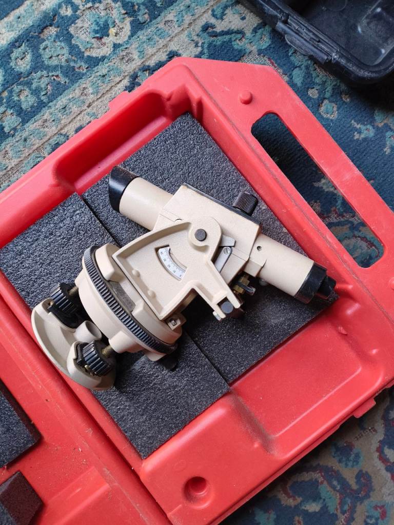 LT6-900 Meridian 22X Optical Level-Transit Kit