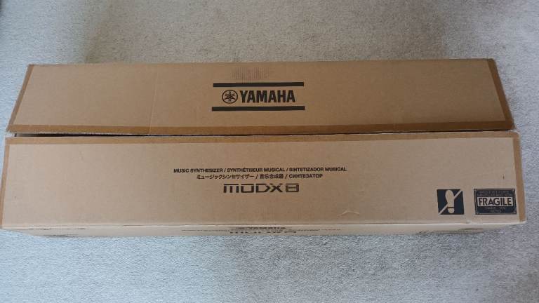 Yamaha MODX8 Weighted Keyboard 88-Key Music Synthesiser Workstation
