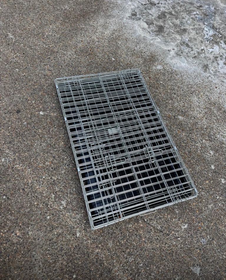 Dog crate