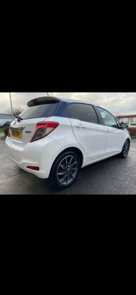 Toyota, YARIS, Hatchback, 2012, Manual, 1329 (cc), 5 doors