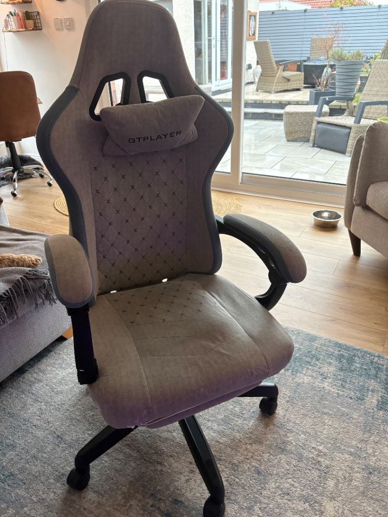 Free Kids Gaming Chair