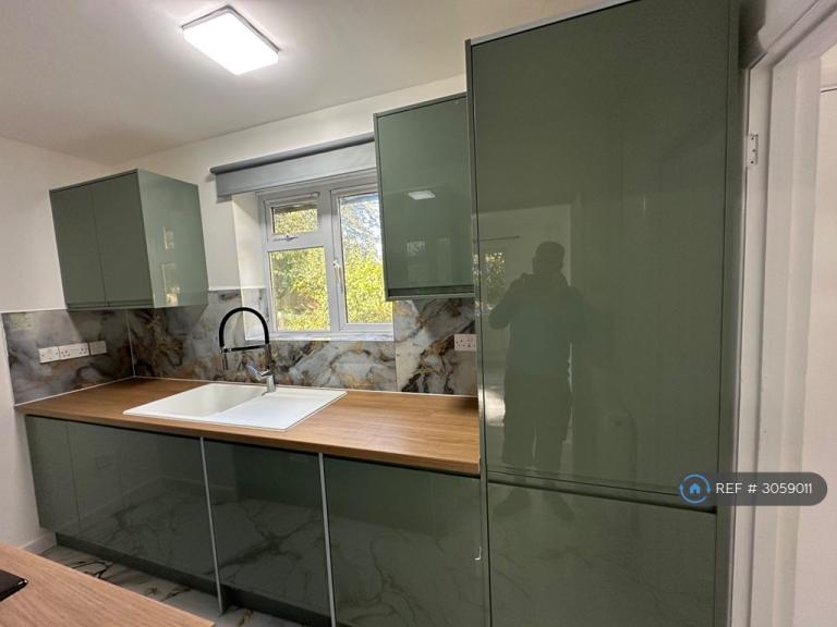 1 bedroom house in Talbot Close, Newbury, RG14 (1 bed) (#3059011)