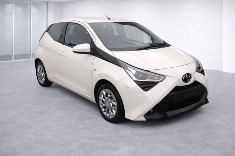 2019 Toyota AYGO 1.0 VVT-i x-play Hatchback 5dr Petrol Manual Euro 6 (71 ps) Hatchback Petrol Manual