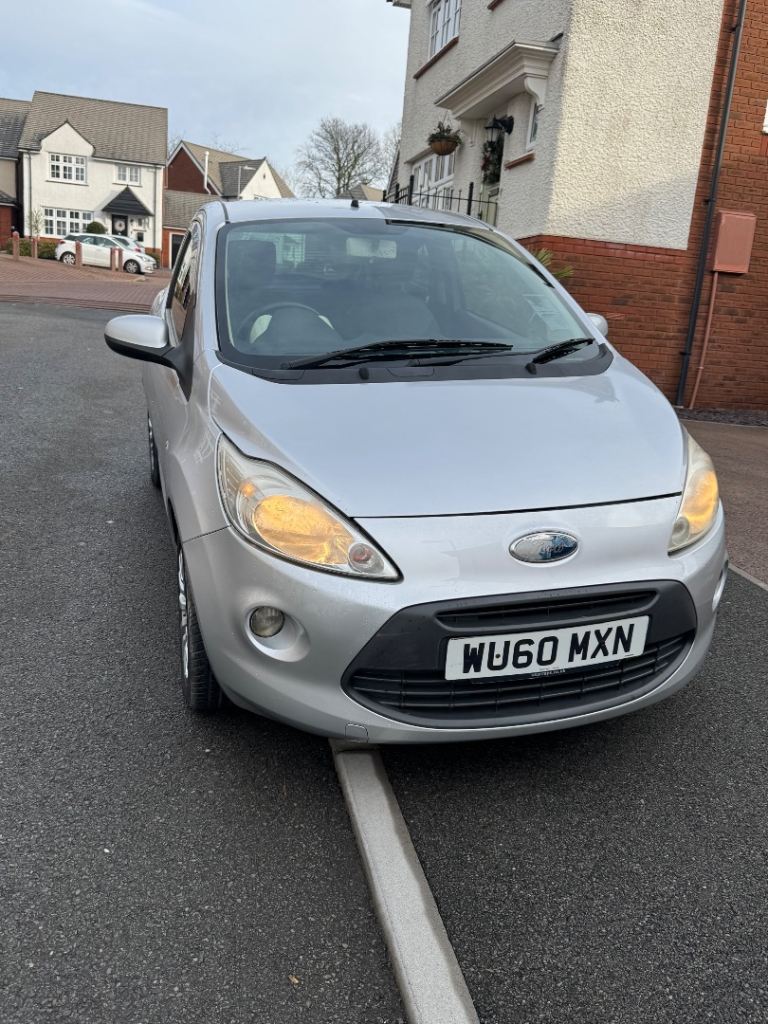 Ford, KA, Hatchback, 2010, Manual, 1242 (cc), 3 doors
