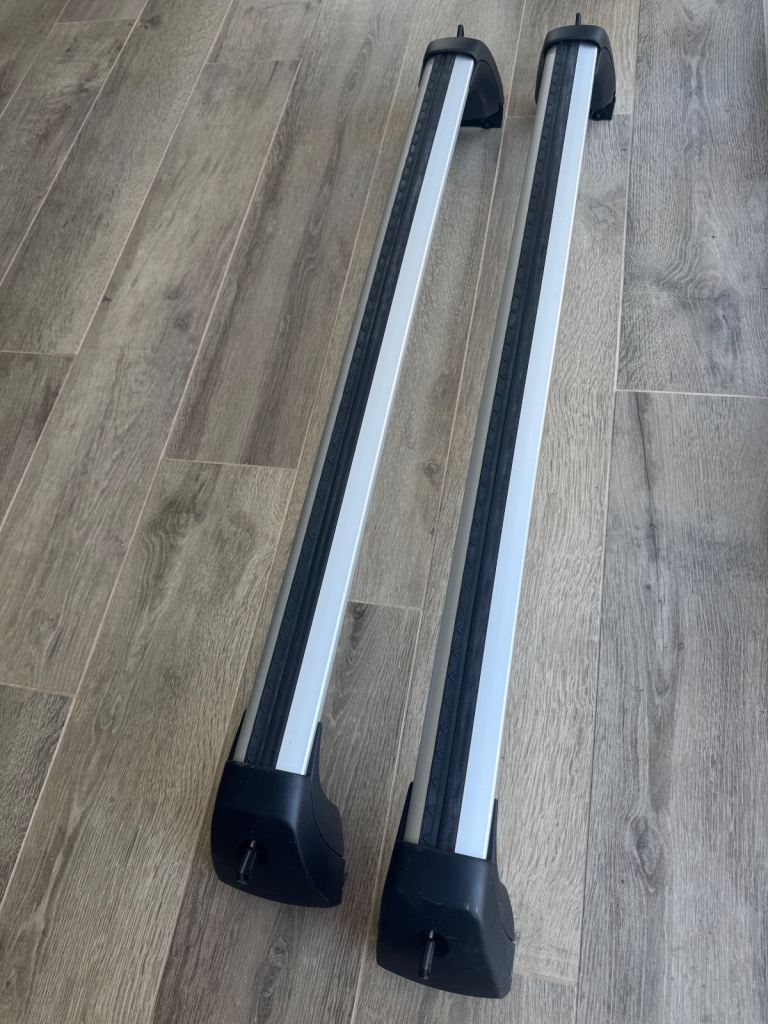 GENUINE POLESTAR 2 ROOF BARS