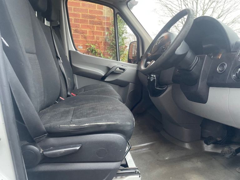 Mercedes-Benz Sprinter Luton van 2015