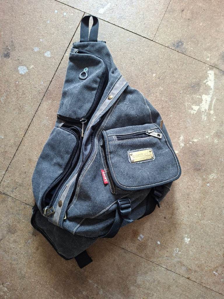 Sainteagle Sling Bag